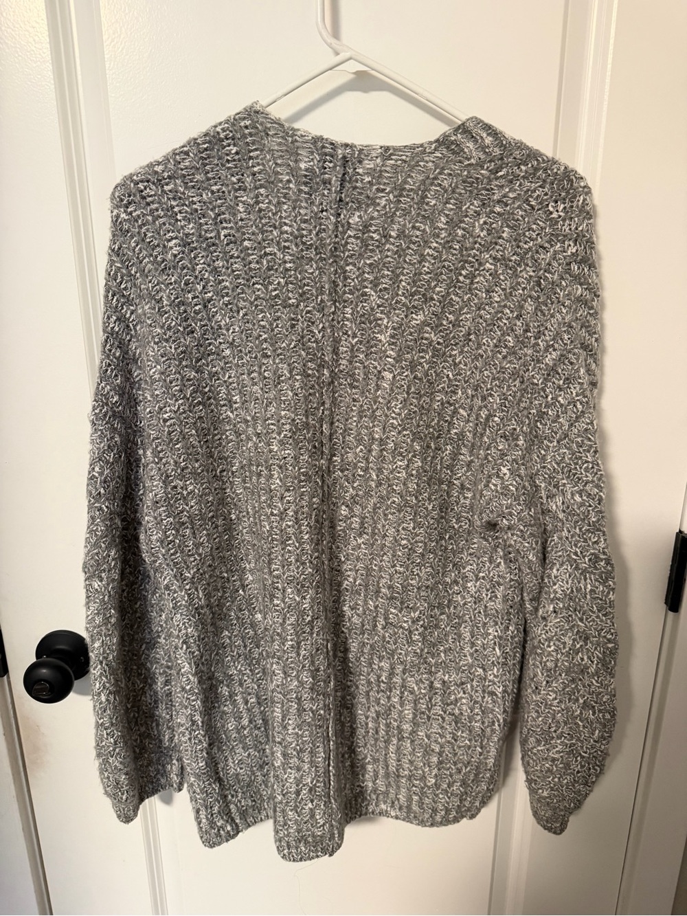 Abercrombie & Fitch Gray Chunky Open Cardigan Sweater size small in grey - Picture 6 of 6
